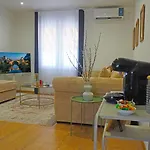 Sara * Μόσταρ