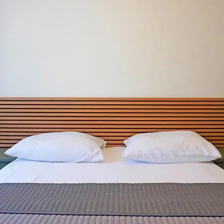 Διαμέρισμα Sara