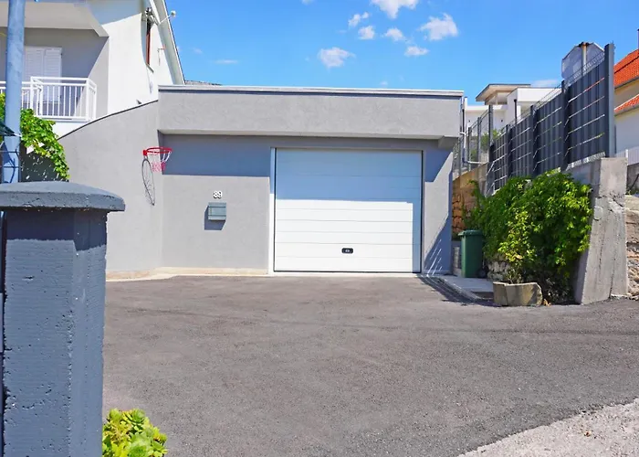 Sara Διαμέρισμα *